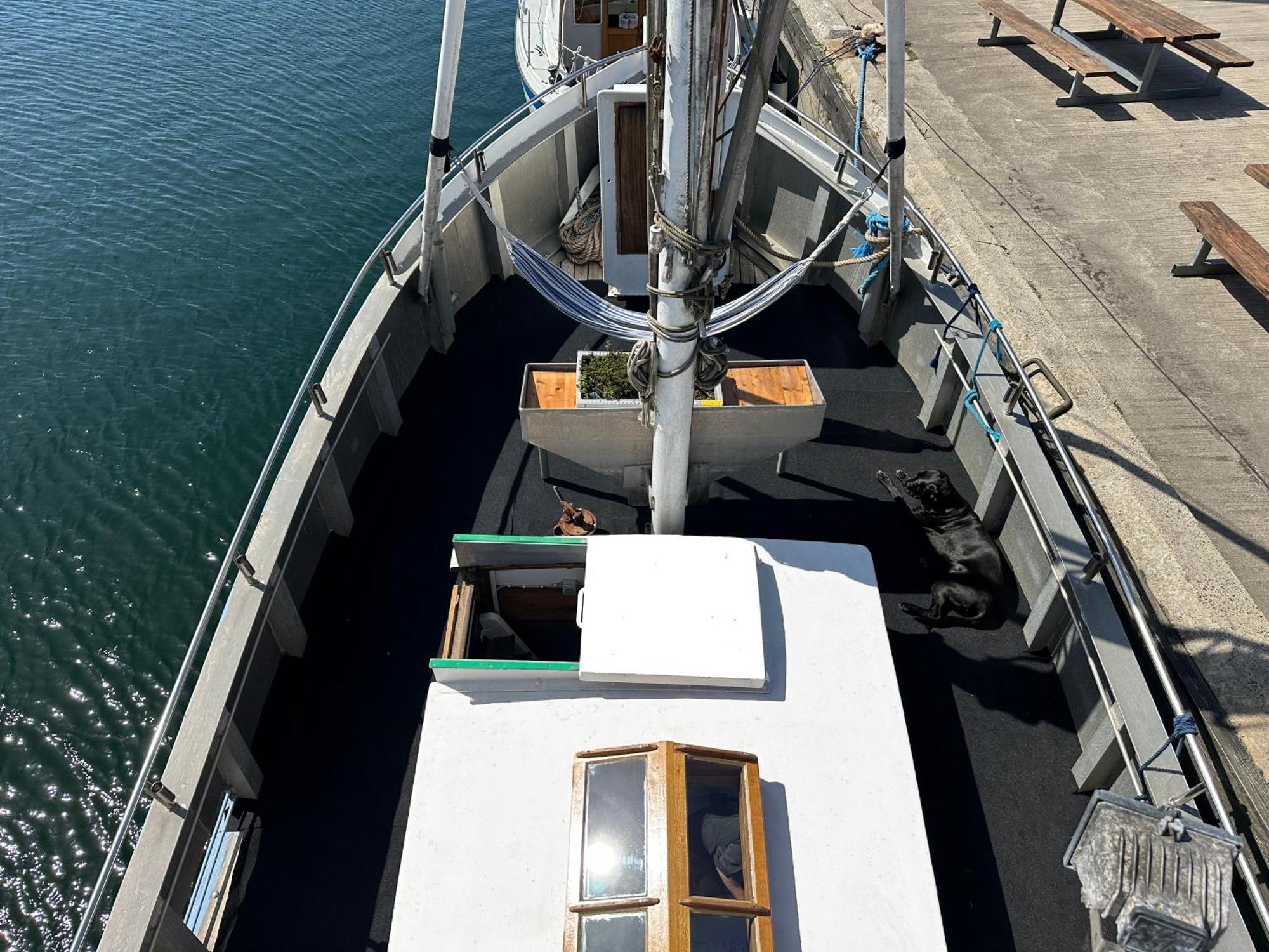 Varra Water - Unique Boat Accomodation - Bornholm - Fjaelstavn Nexo Luaran gambar