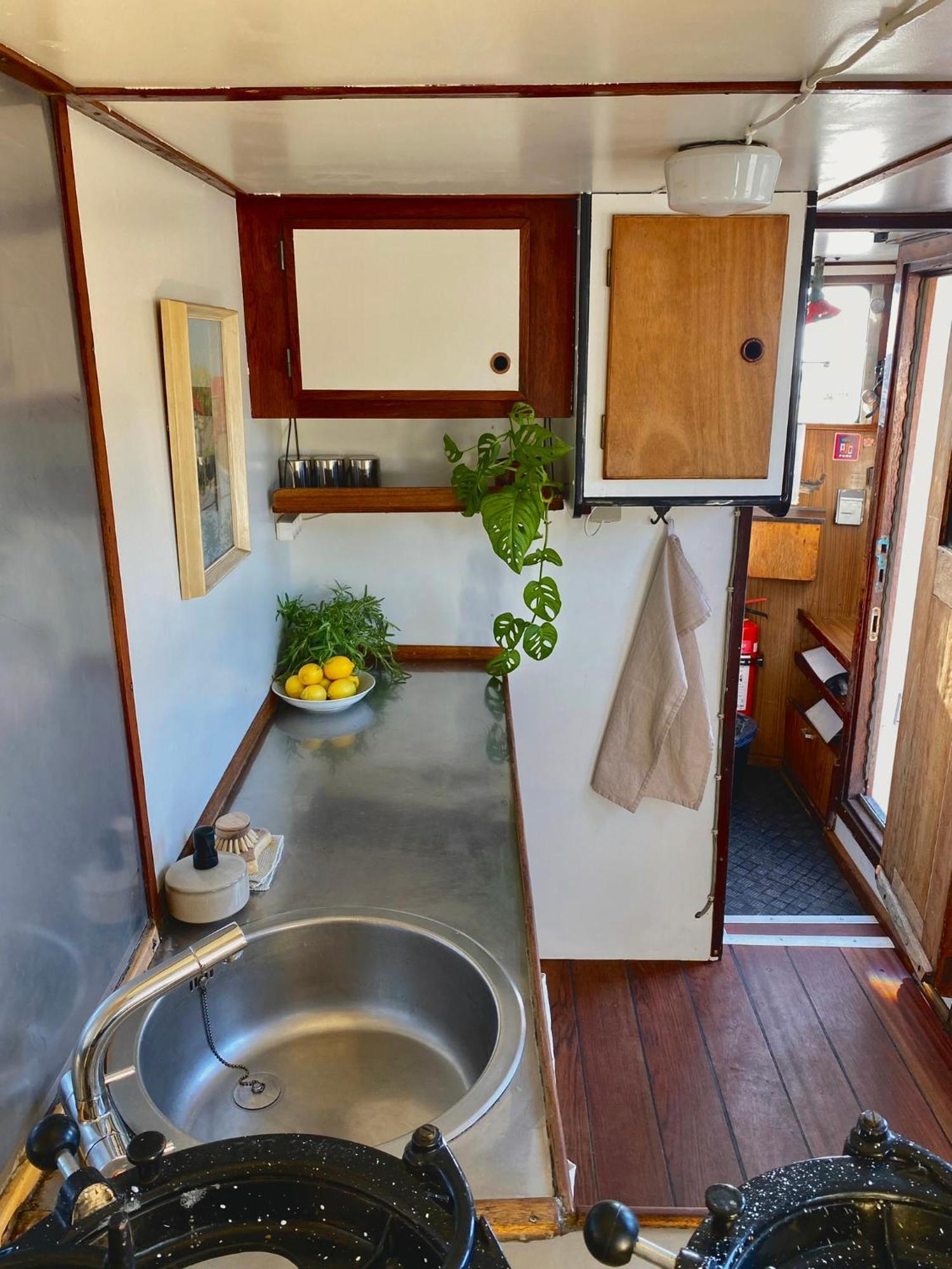 Varra Water - Unique Boat Accomodation - Bornholm - Fjaelstavn Nexo Luaran gambar